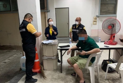 泰国警方于素万那普机场逮捕一名中国贩毒嫌疑人，将予以遣返