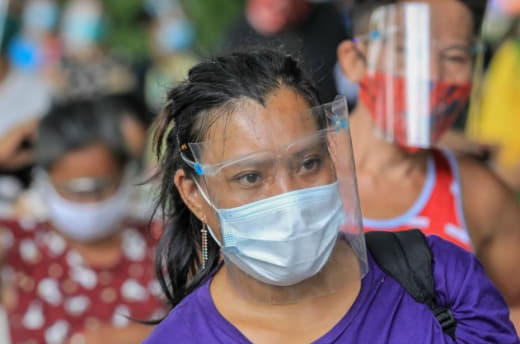 菲律宾多个地方政府相继宣布取消强制佩戴面罩令