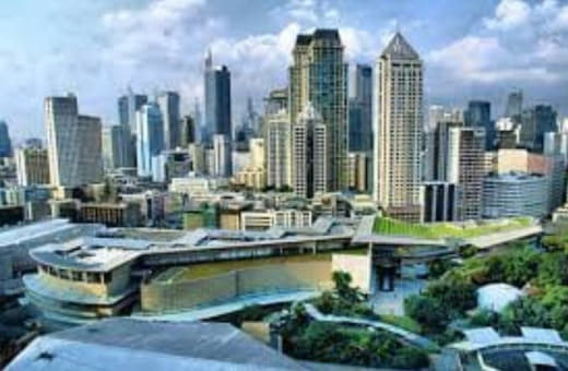 菲律宾内政部周二宣布该国至少23个高度城市化市镇，其中多数位于首都区已...