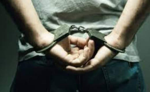 菲律宾巴兰玉计市(Paranaque)警方逮捕涉嫌绑架中国同胞的5名中...