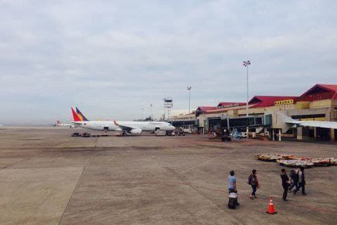 菲律宾航空飞机在宿务机场冲出跑道宿务机场暂时关闭
