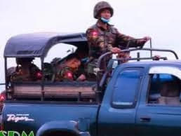 缅甸仰光一名警员向副警长开枪，伤者被送往抢救