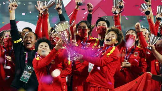 女足世界杯今日澳大利亚开幕华人球迷为中国队呐喊助威