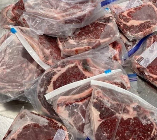 菲律宾海关局(BOC)宣布将加强对未经进口许可的肉类和肉类产品的打击，...