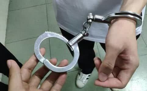 两名韩国逃犯因诈欺罪被捕