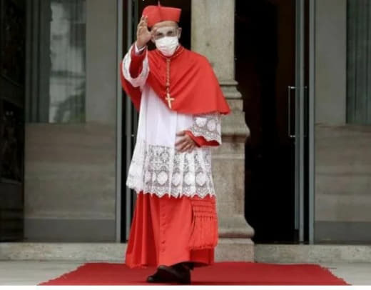 马尼拉红衣主教阿德文库拉确诊感染