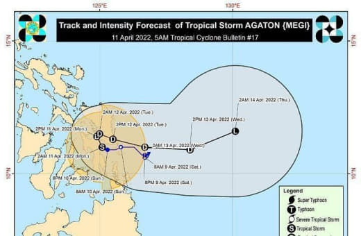 菲律宾国家减灾委(NDRRMC)周日表示，至少4.5万人受到台风“阿加...