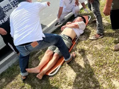 西港中国城附近，一中国男子车祸受伤-东南亚新闻