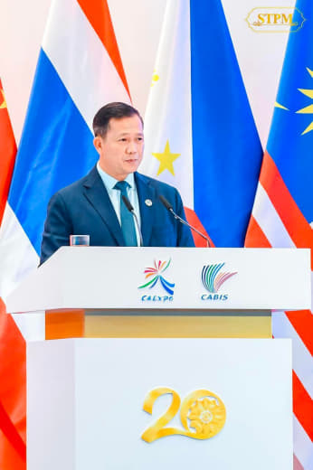 今天上午，柬埔寨总理洪马内在第20届中国-东盟博览会、中国-东盟商务与...