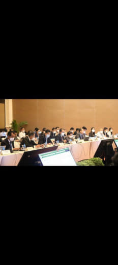 据财经部国际合作与债务管理综合局副局长指出，柬埔寨政府计划在本月发行3...