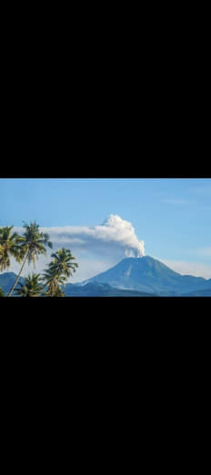 菲律宾火山地震研究所周日早晨表示，索索贡省(Sorsogon)的布卢桑...