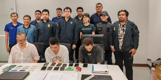 泰国头条新闻社讯11月13日，据泰媒报道，泰国警方逮捕了4名涉嫌电信诈...