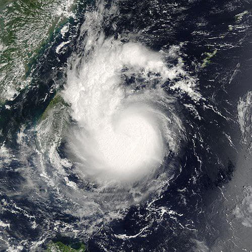 菲律宾热带风暴弗洛里塔致3死4伤