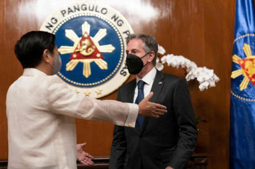 菲驻美国大使罗麻地斯近日表示，美国和菲律宾之间的外交关系目前处于最佳状...
