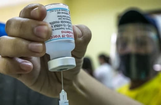菲律宾允许12至17岁的青少年紧急使用Moderna疫苗