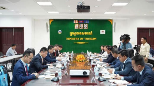 柬埔寨和中国-东盟中心（ACC）同意继续开展旅游合作，以促进旅游业发展...