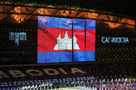 在第32届东南亚运动会开幕仪式上，国际奥林匹克委员会（IOC）向柬埔寨...