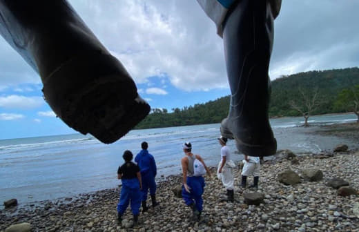 菲律宾沿海油轮漏油，附近居民接连生病