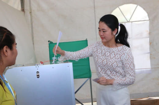 柬埔寨国家选举委员会8日发布新闻通告称，为期15天的第7届全国大选政党...