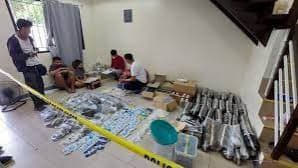 NAIA机场入境包裹藏有4亿菲币毒品2人认领包裹被捕