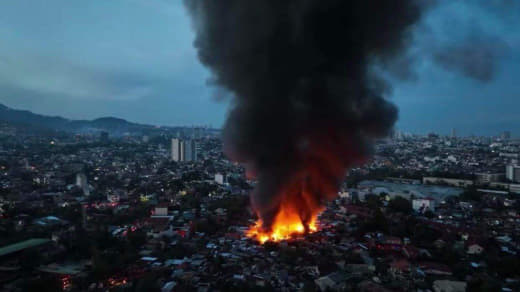菲律宾宿务市大火导致一人死亡