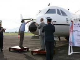 当地时间3月26日，菲律宾马尼拉国际机场管理局(MIAA)表扬了尼诺-...