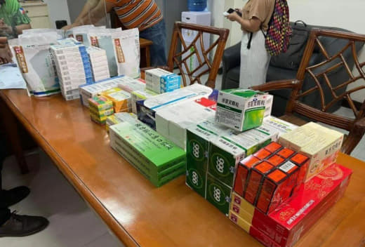 整整一年前，宿务曼达维因为贩卖、销售没有进口许可和销售许可的中国药品被...