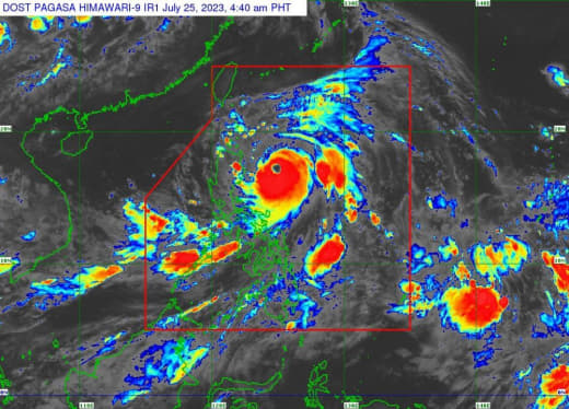 菲律宾气象局周二早上5点报告称，准超级台风“伊盖”(Egay)在菲律宾...