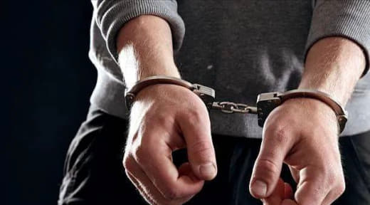 60岁中国男子因刑事指控被菲警抓捕，支付60万比索保释金...