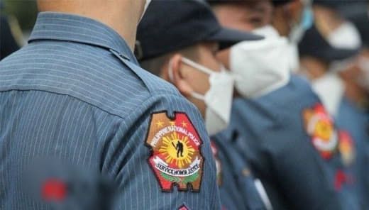 菲国警表示，他们正在监视430多名可能与毒品有关的描笼涯官员。