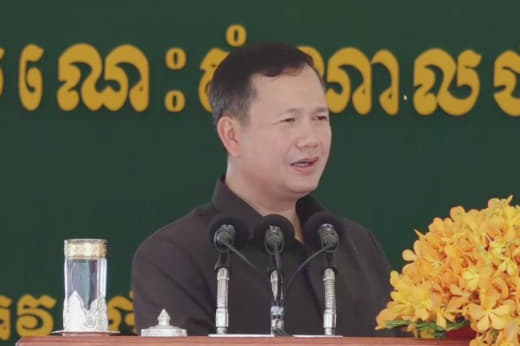 洪玛内总理19日指出，其访华主要是表明柬埔寨的立场不变，那就是坚定恪守...