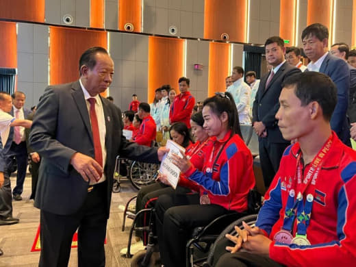 据柬媒消息，柬埔寨2023年主办的第32届东运会和第12届东盟残运会中...