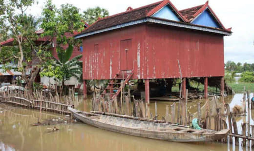 国家灾害管理委员会发言人孙金高莫尼表示，迄今共有7个省受洪水影响，近3...