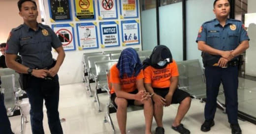 菲国警国都区警署(NCRPO)近日逮捕两名涉及毒品交易的警察，其中一人...