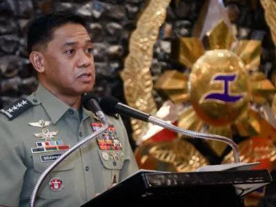 菲武装部队总参谋长布劳纳昨天表示，菲律滨在最近举行的印太防长会议上“揭...