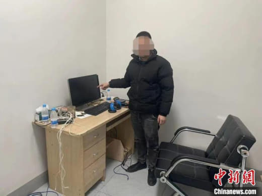 巴彦淖尔12月26日，记者从内蒙古自治区巴彦淖尔市乌拉特后旗公安局获悉...