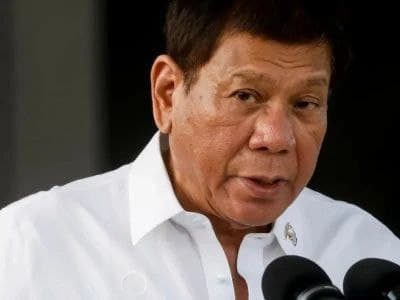 前菲律宾总统杜特地(RodrigoDuterte)挑战菲律宾审计署(C...