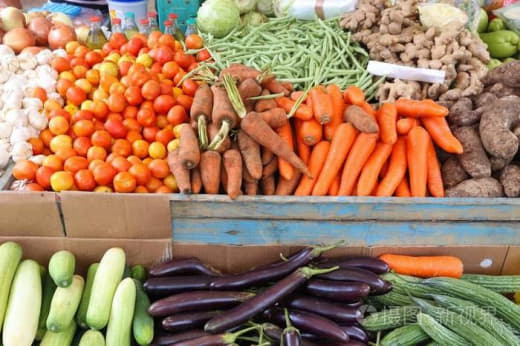 菲律宾台风导致蔬菜价格上涨