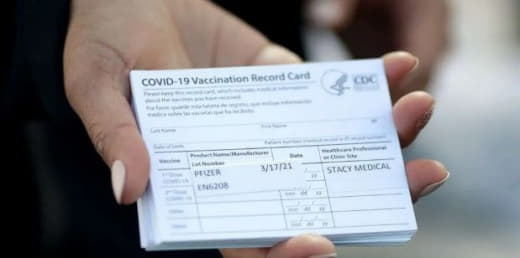 菲律宾内政部:持有伪造疫苗卡可面临半年监禁