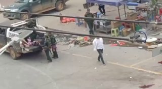 网友投稿：果敢老街东城今天又炸死了好几个中国人，东城福利来国际大酒店边...